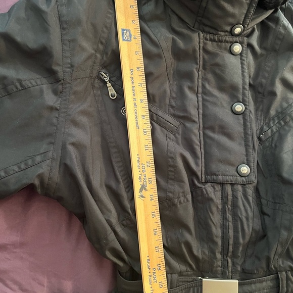 Women’s “Rare” Black Fila Ski Suit – Hooded with Faux Fur Collar, Size 8 - Picture 7 of 16